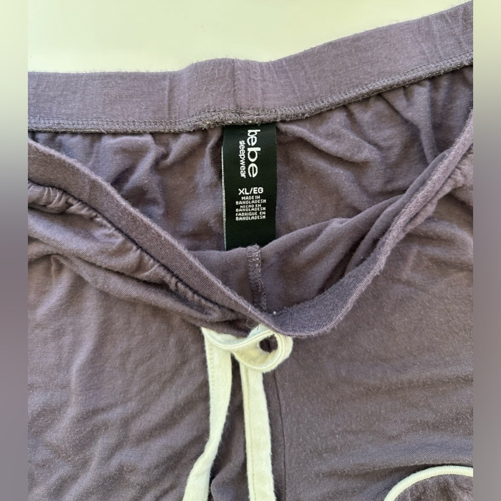 Ladies shorts 🩳 - Picture 9 of 10